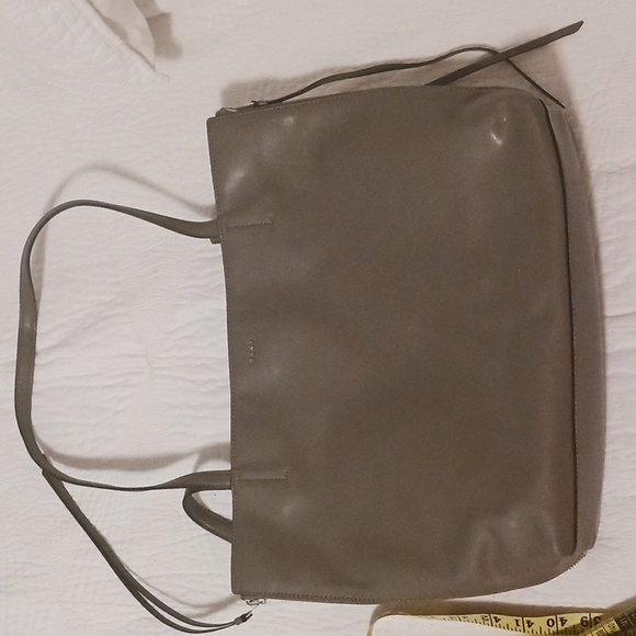 DKNY Mey Reversible Medium Tote - Picture 1 of 4